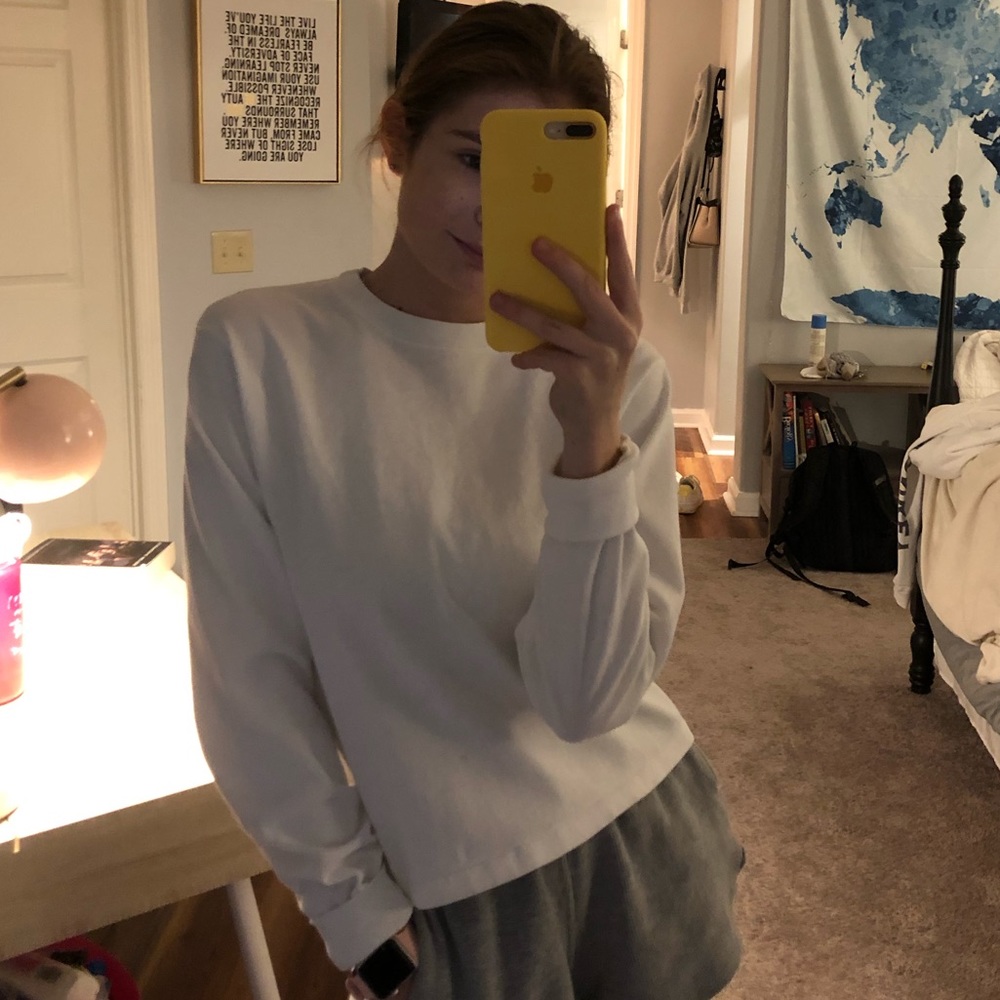 Brandy Melville long sleeve tee